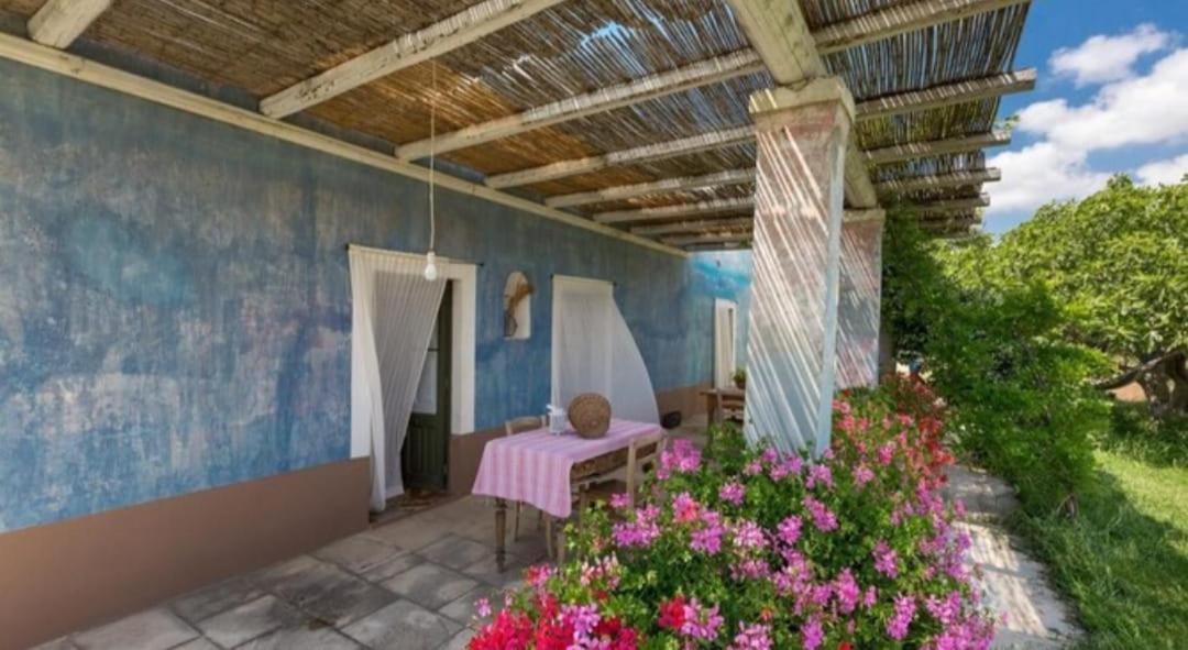 Le Cernicole Villa Melissano Esterno foto